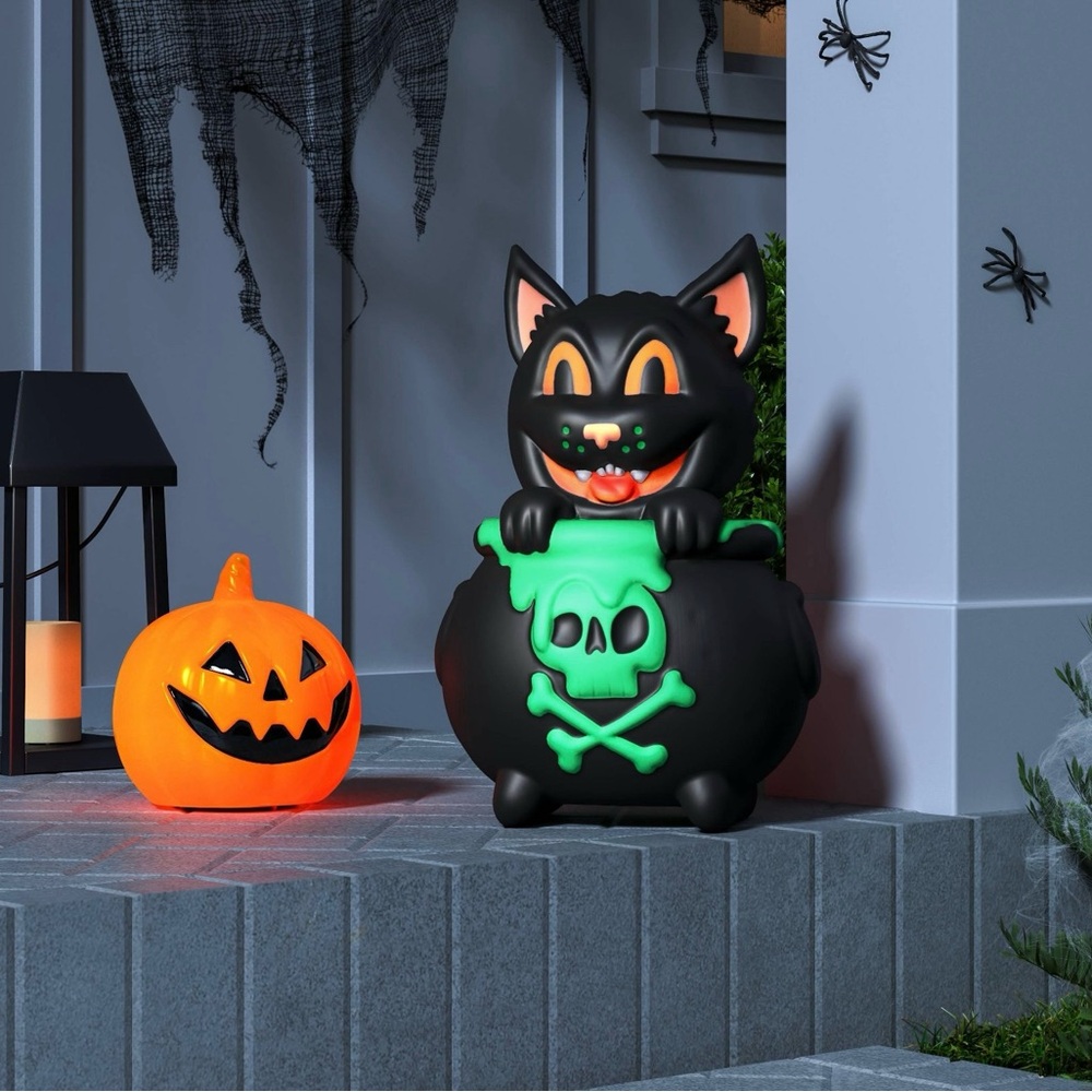 New Halloween Black Cat in Cauldron Blow Mold - Picture 3 of 3